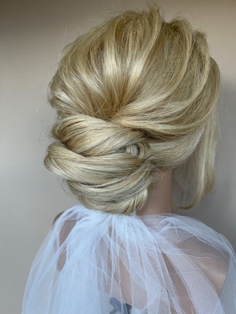 Bruidkapsel lage dot